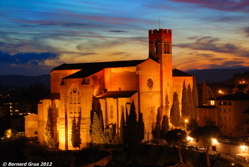 Basilique San Domenico à l’heure bleue, Sienne