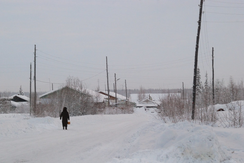Bernard Grua :  
Village sur la route de la Kolyma, Iakoutie, Sibérie