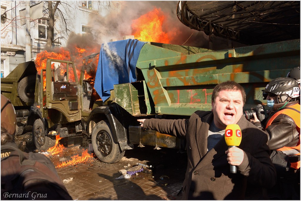 Bernard Grua, Maïdan : Les camions en feu, 18 février 2014 