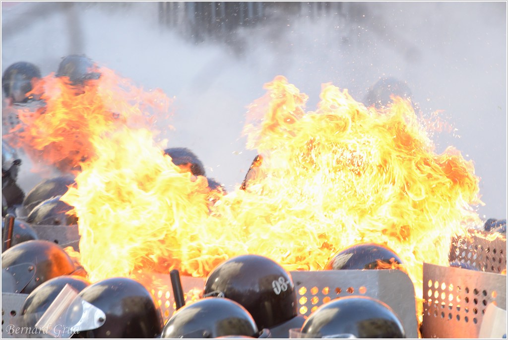 Bernard Grua, Maïdan : Cocktail molotov au milieu des Berkouts, 18 février 2014 