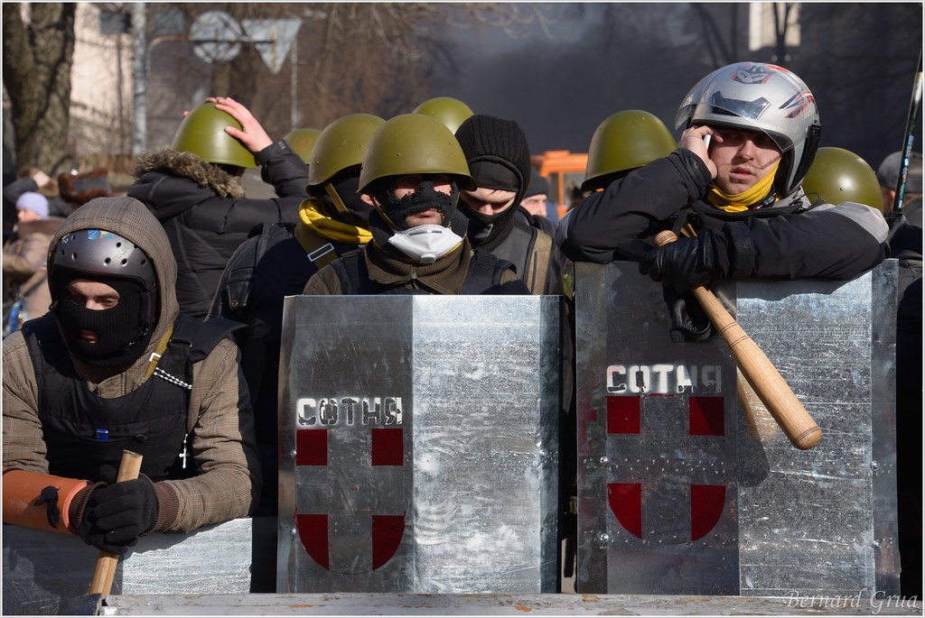 Bernard Grua, Maïdan : Autodéfense de Maidan rue Lyps’ka, 18 février 2014