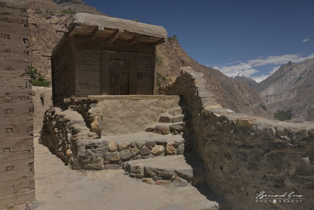 Photo de Bernard Grua : mosquée du fort d'Altit dans la moyenne Hunza, Pakistan
